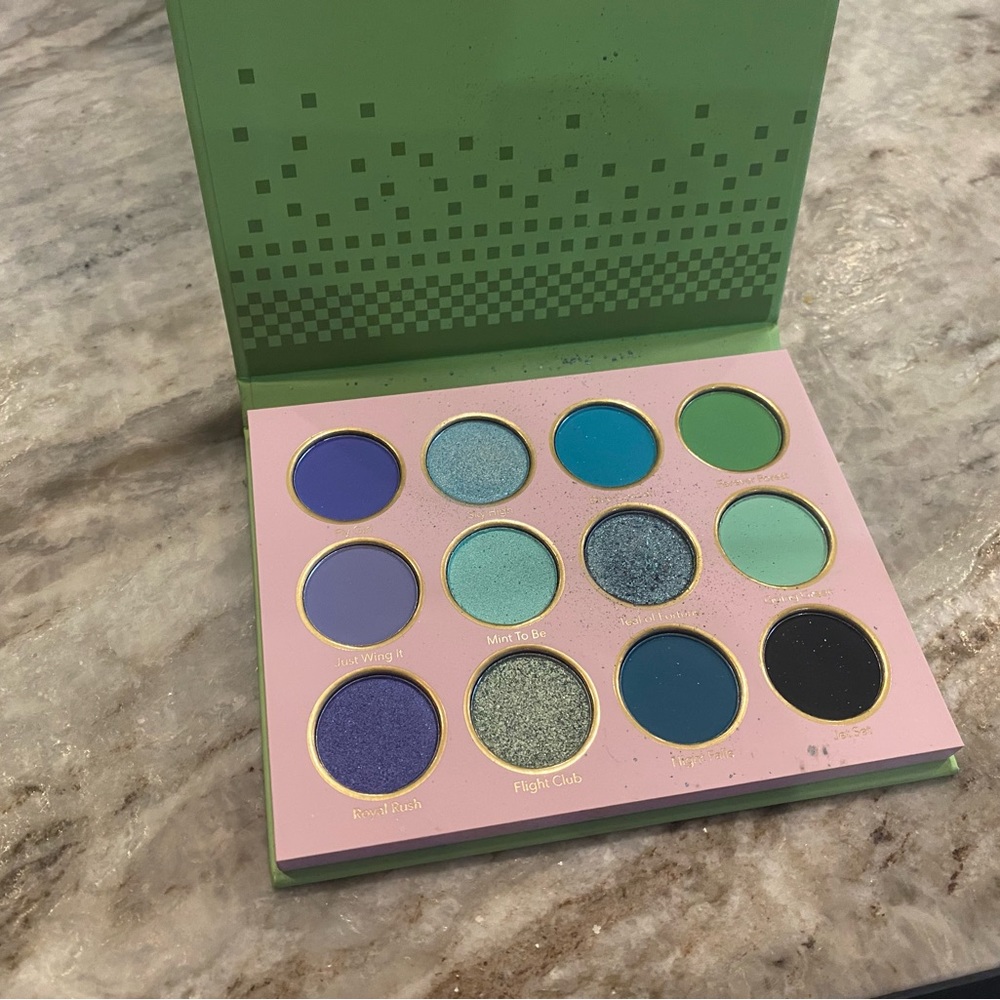 Eyeshadow bundle - Picture 6 of 6
